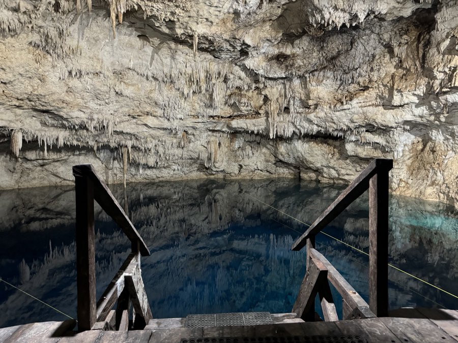 Cenote Aktun-Bej
