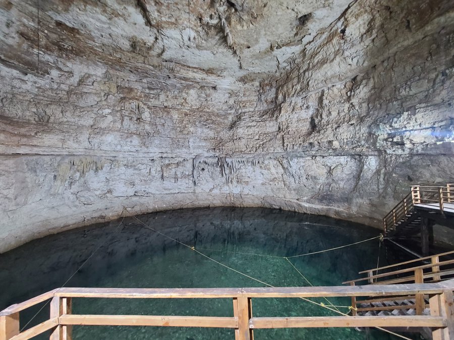 Cenote K´om Há