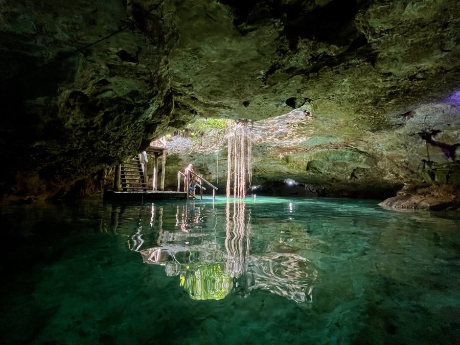 Cenote Tajmaha