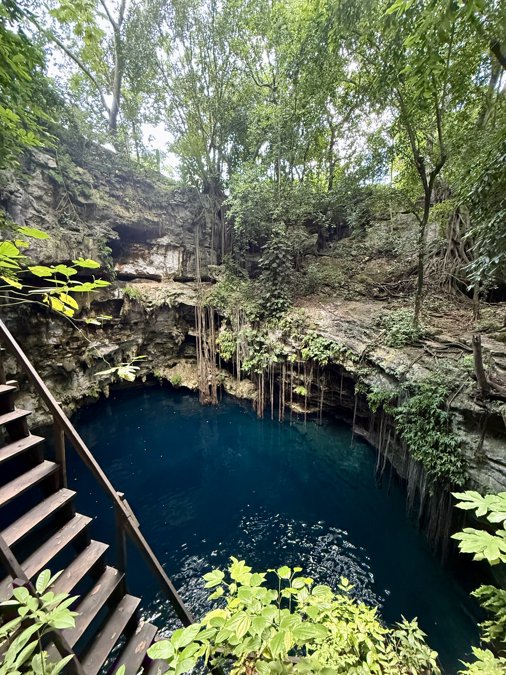 Cenote Yaxunah