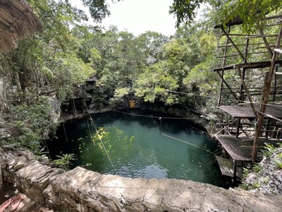Cenote Blanca Flor