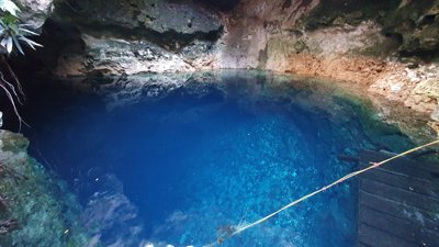 Cenote Tres Oches