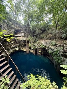 Cenote Yaxunah